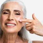 Tratamento com bioestimulador de colágeno na clínica Dra. Dani Goe